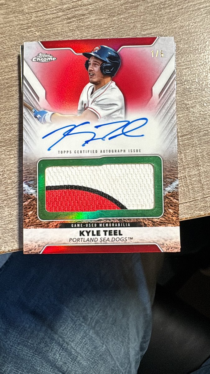 drewbeaudoin19's tweet photo. @CardPurchaser First pack of Pro Debut with a bang https://t.co/oHwJG2uz56