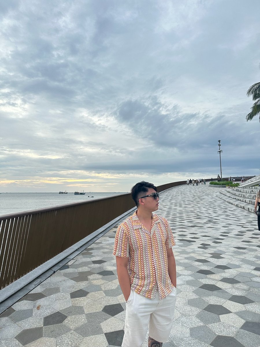 ininGG1122's tweet photo. 富國島根本沒有夜生活.。 https://t.co/5pN6HdgKy9