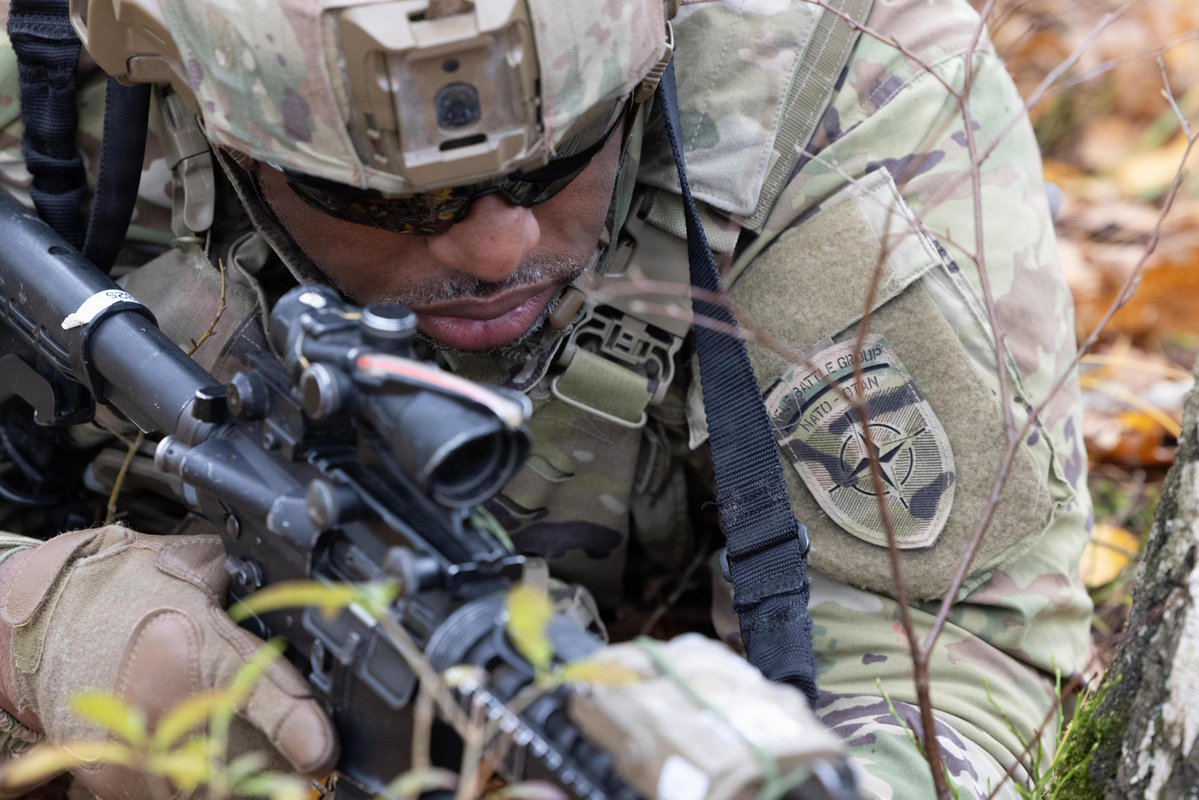 #Allies in action, readiness in motion

#ChaosCompany Soldiers trained with #Croatian partners during #OperationNightmare in Bemowo Piskie, Poland, strengthening interoperability and @NATO’s collective defense readiness.

#SwordOfFreedom | #ThisIsUSAREURAF | #WeAreNATO https://t.co/B9E0sf3AtD