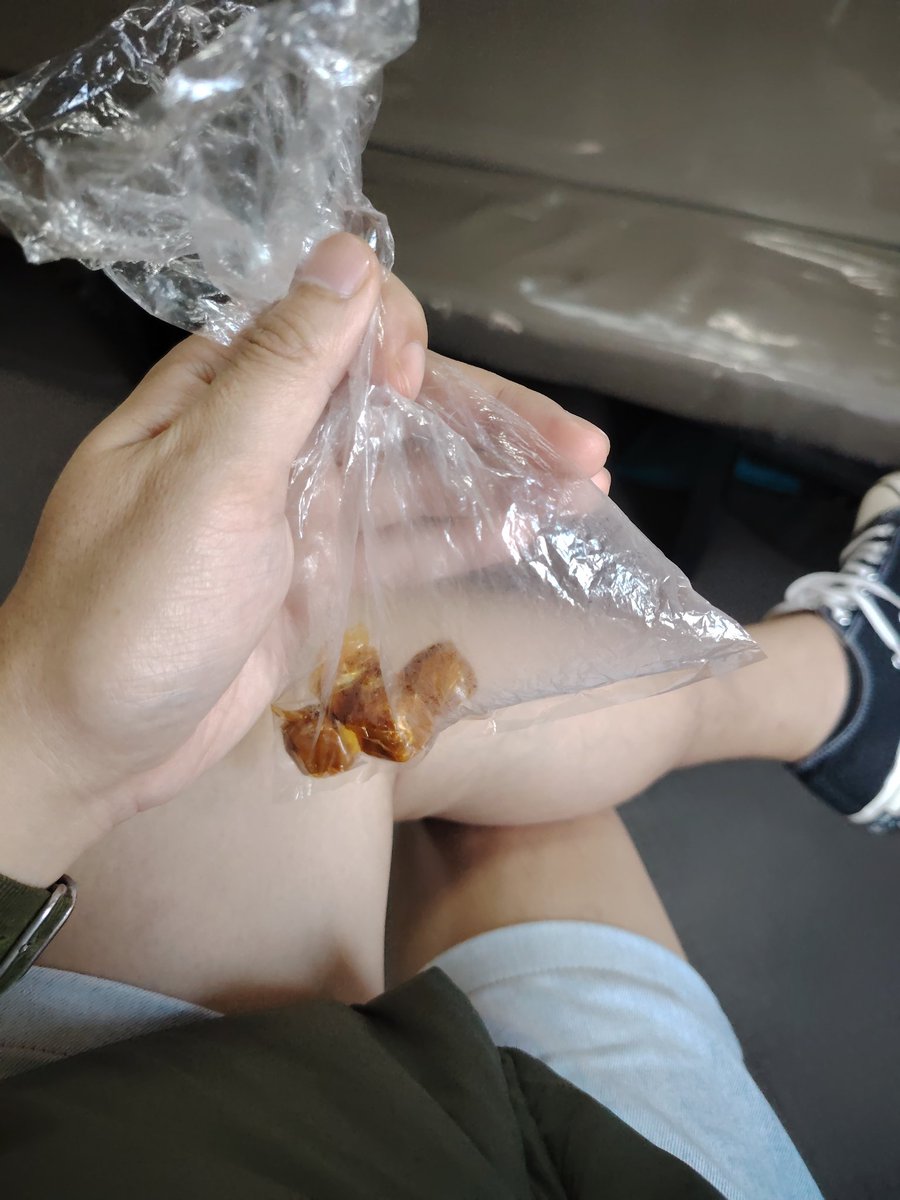 thirdygoodboy's tweet image. lingaw kay ga pilit sa ngala-ngala kag sa unto 🤣