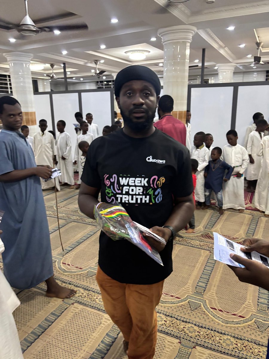 KingEscobar_6's tweet image. #WeekForTruth2025, another space to engage religious communities on how to fact-check information/news, especially with the emergence of AI. This year&apos;s exercise was exciting and educational using the dubawa chatbot (AI literacy game to detect real or fake pictures). 
#TheVoice