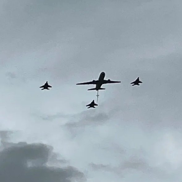 _beercel's tweet image. wings over wayne (05/04/2025)