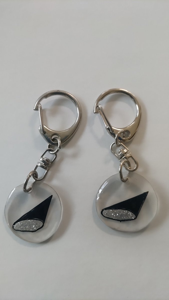 新宝島のライトモチーフキーホルダー作った🐟️.。o○ #サカナクション