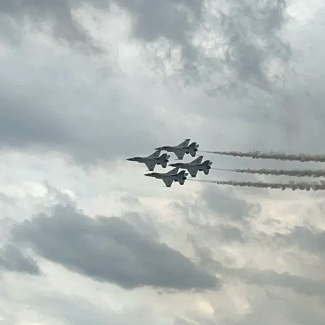 _beercel's tweet image. wings over wayne (05/04/2025)