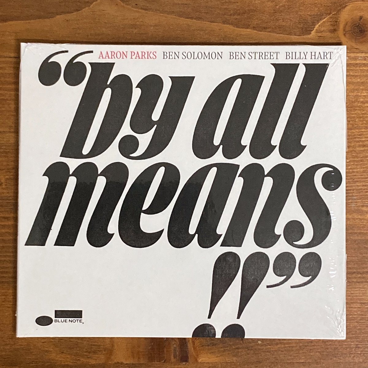 おはようございます💈

11月もあっという間に後半🍁
すぐお正月が来ますね、これは。

By All Means / Aaron Parks
でスタートです。

今週もよろしくお願いいたします。