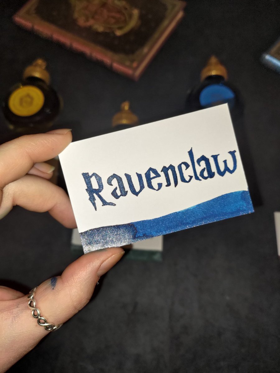 PaperLovers tweet media