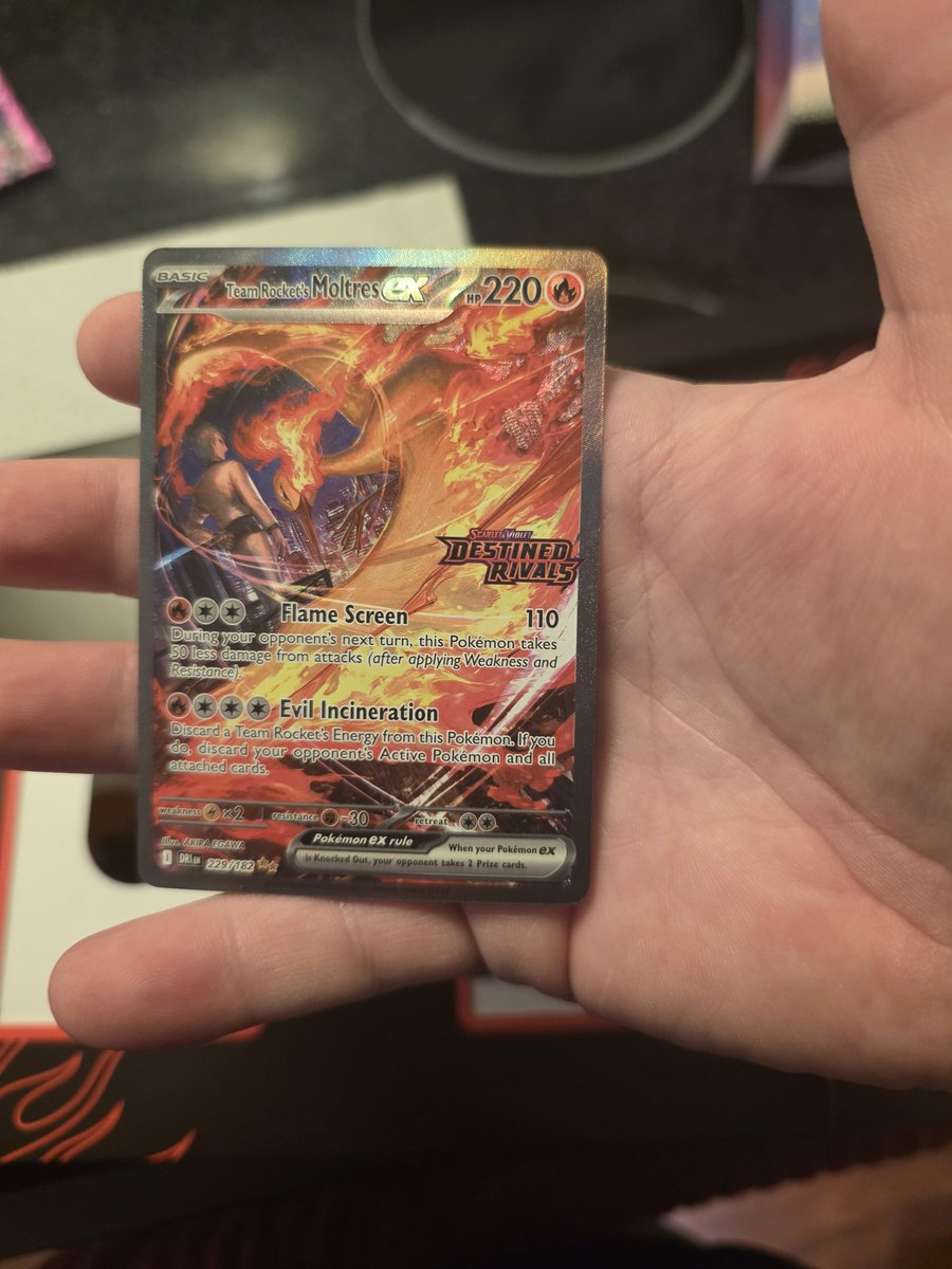 Equate_GG's tweet image. Whats better than a team rocket&apos;s moltres? 

2 Team Rocket Moltres!!! 🔥