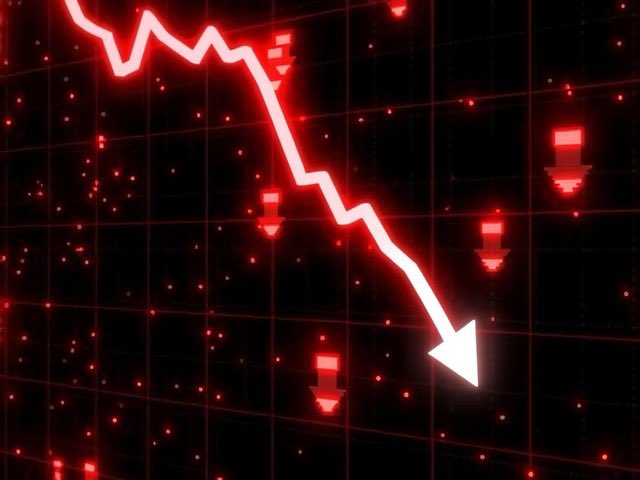 EconFlowDaily's tweet image. JUST IN: Fear Engulfs Bitcoin Traders Betting on Free Fall to $80,000