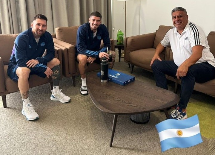 patgow's tweet image. Le están lavando la imagen a un delincuente, y van a quedar pegados.