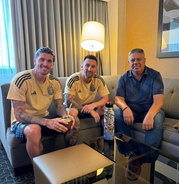 laiön (@leonlohezic) on Twitter photo 