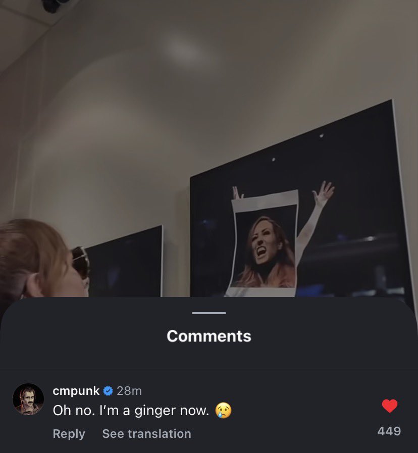 Teffo_01's tweet image. CM Punk’s reaction to Becky covering his portrait with a pic of her face 😂
