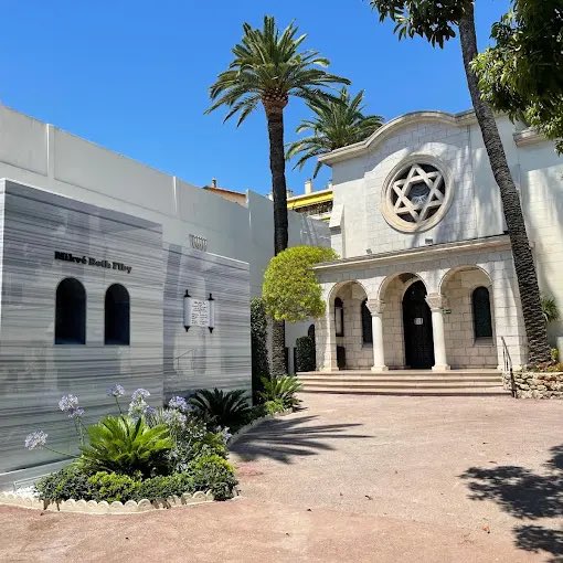 ChrisBelicchi's tweet image. 🔴Propos antisémites, apologie du terrorisme👏a la @PoliceNat06, qui a rapidement interpellé l’homme au #Cannet, menaçant en direct sur les rs de «faire exploser la synagogue à #Cannes» «décapiter les Juifs sur la Croisette»
Il doit être lourdement condamné
Le PNAT doit ce saisir