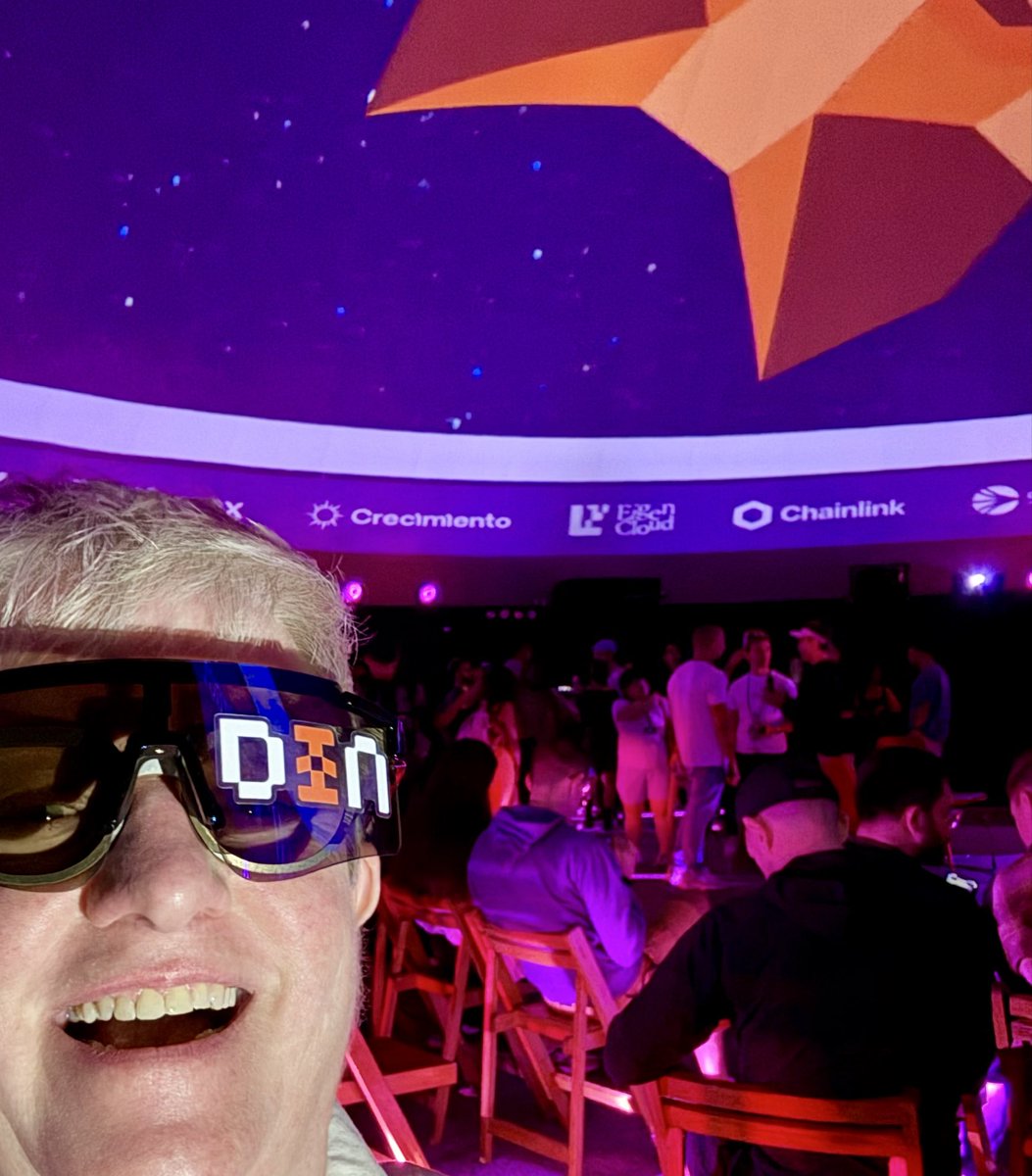 bethactual's tweet image. Builder Night is badass! @DINBuild #buildernightdevconnect #devconnectarg