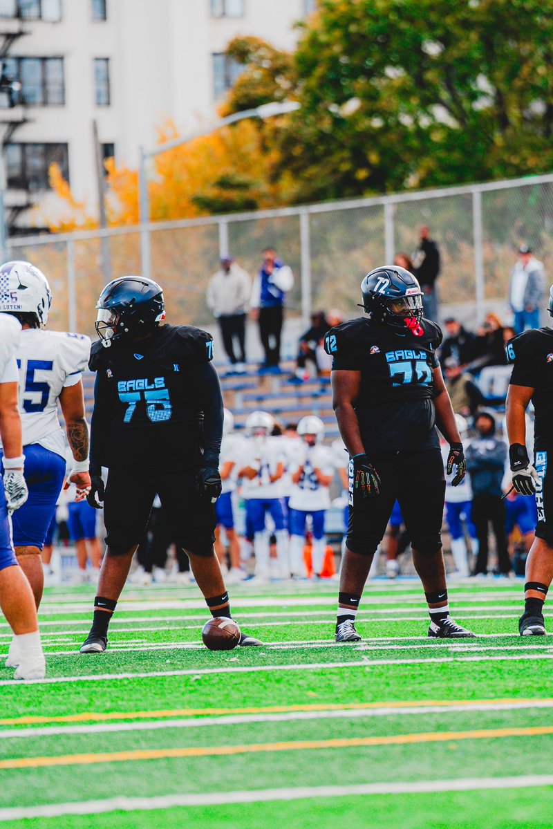 KylinAnthony_'s tweet image. FULL JR SZN FILM‼️ TUNE IN 

hudl.com/v/2TDFW9
@eagleacademyfb 
@Coach_Reggie1 @CoachTJ21 @Chadellis91 @JLRealest  @BrianHawkins4 @PrepRedzoneNY @EdOBrienCFB 
@JeffBigDreamerH