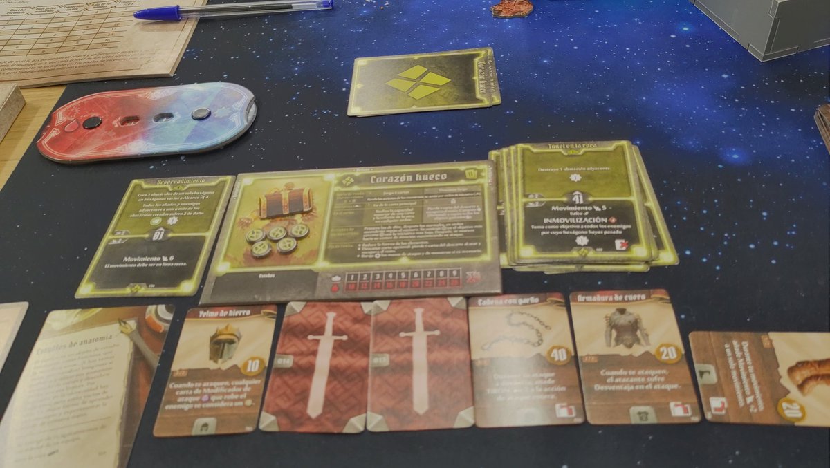 Siguiendo el rastro hasta #Gloomhaven, la banda de Los Esnifaelementos se enfrenta por primera vez a unos dracos escupidores bajo la ténebre luz del subsuelo de la ciudad.

Gran sesión en <a href="/enclavedejuego/">Asociación Enclave de Juego</a> a este titán del mazmorreo en #Oviedo, un escenario muy único el #52.