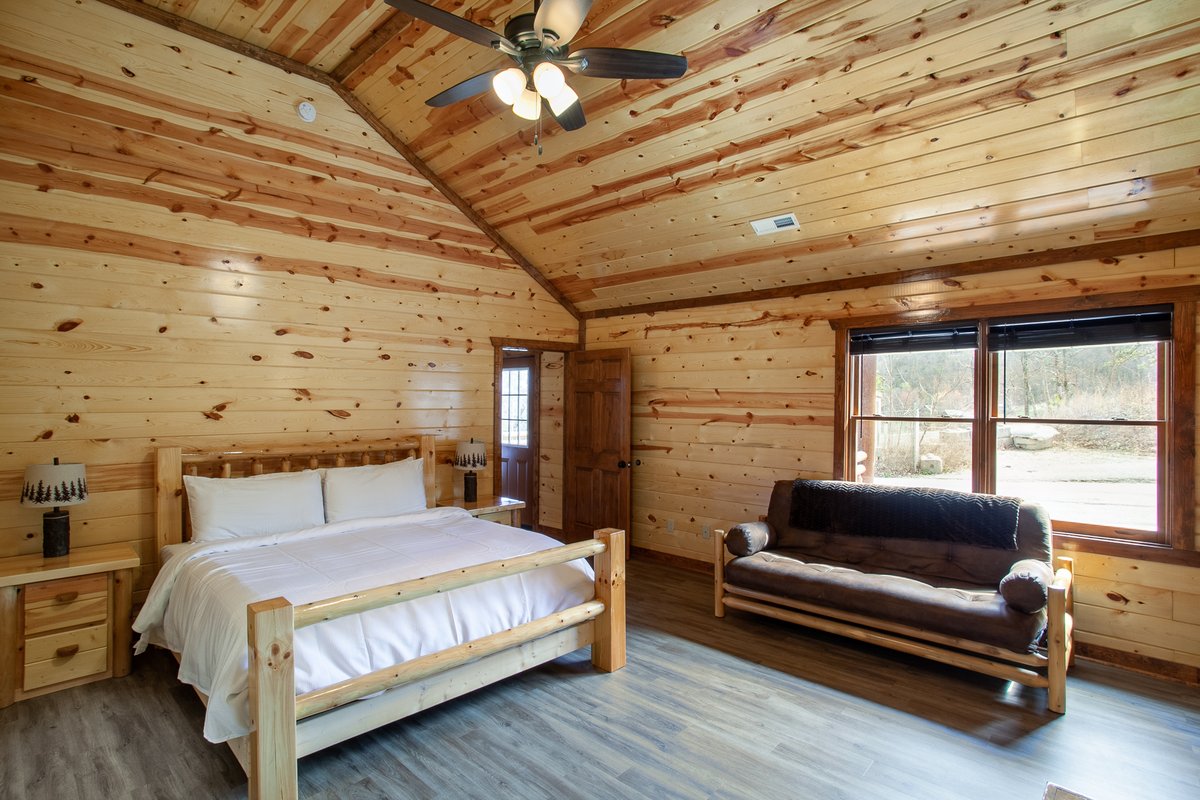 RyanColemanCEO's tweet image. 🏡 LUXURY CABIN FOR SALE!
📍 𝟑𝟕𝟎𝟖 𝐓𝐢𝐥𝐝𝐚 𝐇𝐢𝐥𝐥𝐭𝐨𝐩 𝐖𝐚𝐲, 𝐒𝐞𝐯𝐢𝐞𝐫𝐯𝐢𝐥𝐥𝐞, 𝐓𝐍 𝟑𝟕𝟖𝟔𝟐
🛏️ 𝟔 Bed | 🛁 𝟔.𝟓 Bath
💰 𝟏,𝟒𝟕𝟓,𝟎𝟎𝟎

📸 ryancoleman.org/3708-tilda-hil…
📲 Call 865-693-SOLD

#SeviervilleCabin #LuxuryCabin #PigeonForge #Gatlinburg #HometownRealty