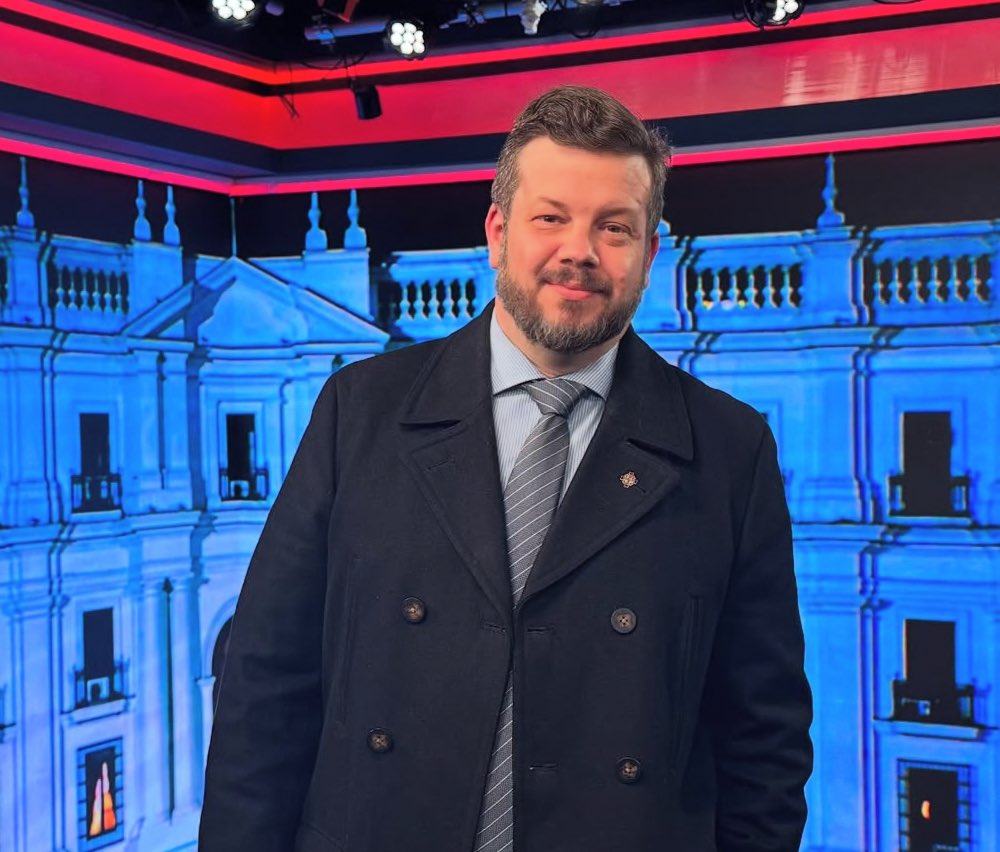 _istlady_'s tweet image. No me arrepiento de apoyar a Kaiser. Me arrepentiría de haber apoyado a los que traicionaron todo. 😞
#Kaiser2030