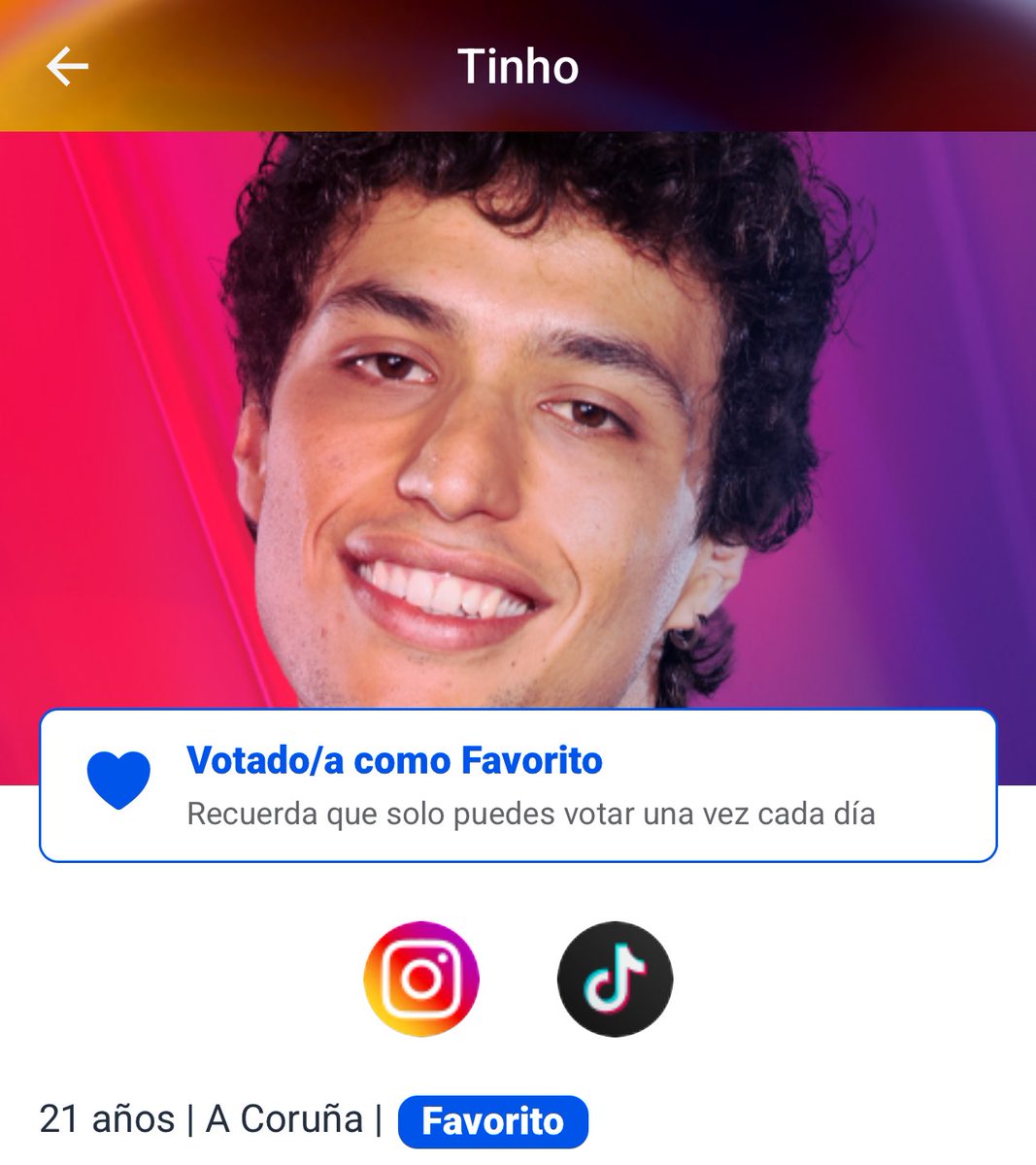 silversprinq's tweet photo. así vota la gente con un lóbulo frontal desarrollado #OTGala9 https://t.co/CUiOd98Icc