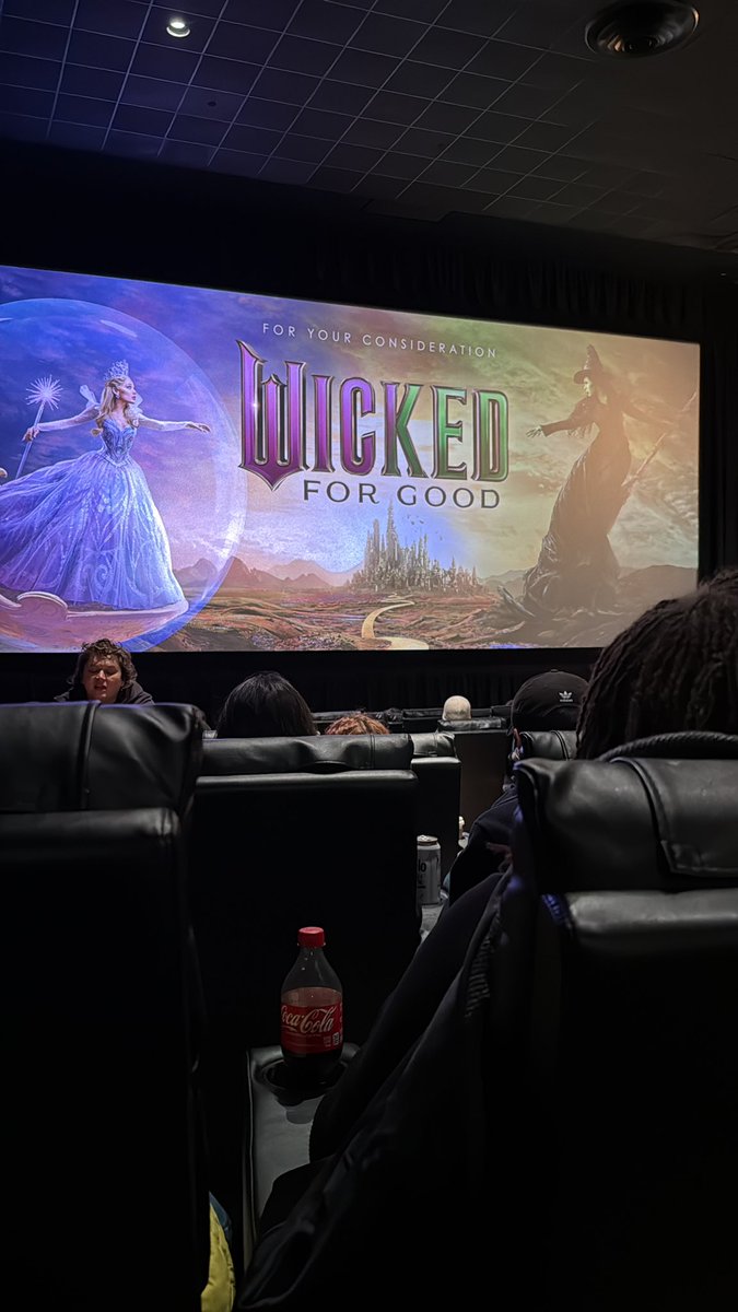 Now seated for #WickedForGood!