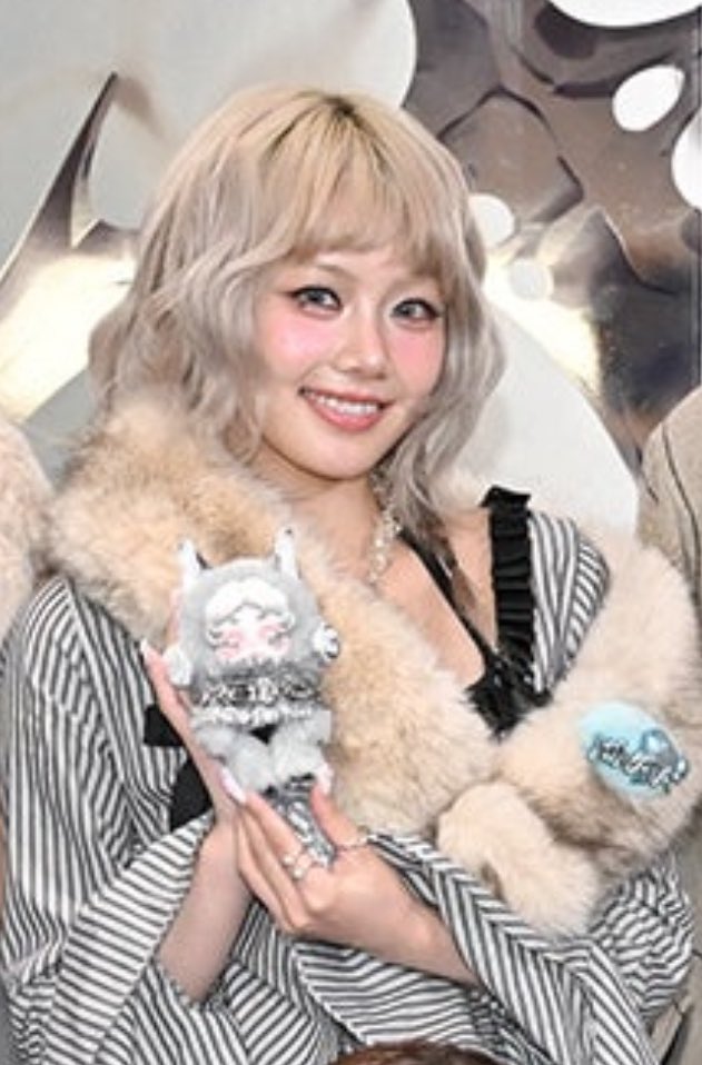 g0kigenyo7e's tweet image. ブロンドでこんなにキューティーなことある！？！？😭💘💘🩵🩵🩵🩵🩵🩵可愛すぎるよおおおおん