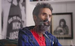 GustavoAdolf_'s tweet image. Pau Donés vocalista de Jarabe de palo, dijo esto, antes de morir, en junio de 2020:
- Estoy enfadado con el cáncer porque no me quiero ir, ahora no me viene bien irme. Preferiría vivir un poquito más, la verdad, pero es lo que hay y estoy bien conmigo mismo, en paz y tranquilo.…