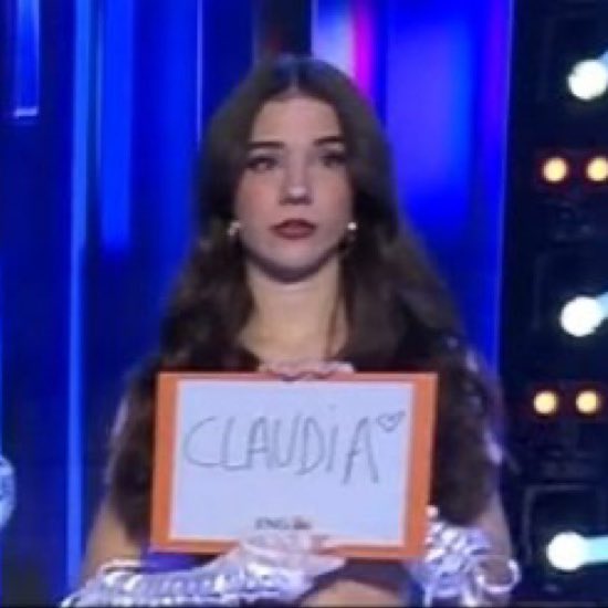pablooisgone's tweet photo. Imagen de la mas pura justicia. El voto de Cristina salva a Claudia y condena a Guillo a una nominacion con Teyou

 #OTGala9 https://t.co/MuFufr9vBi