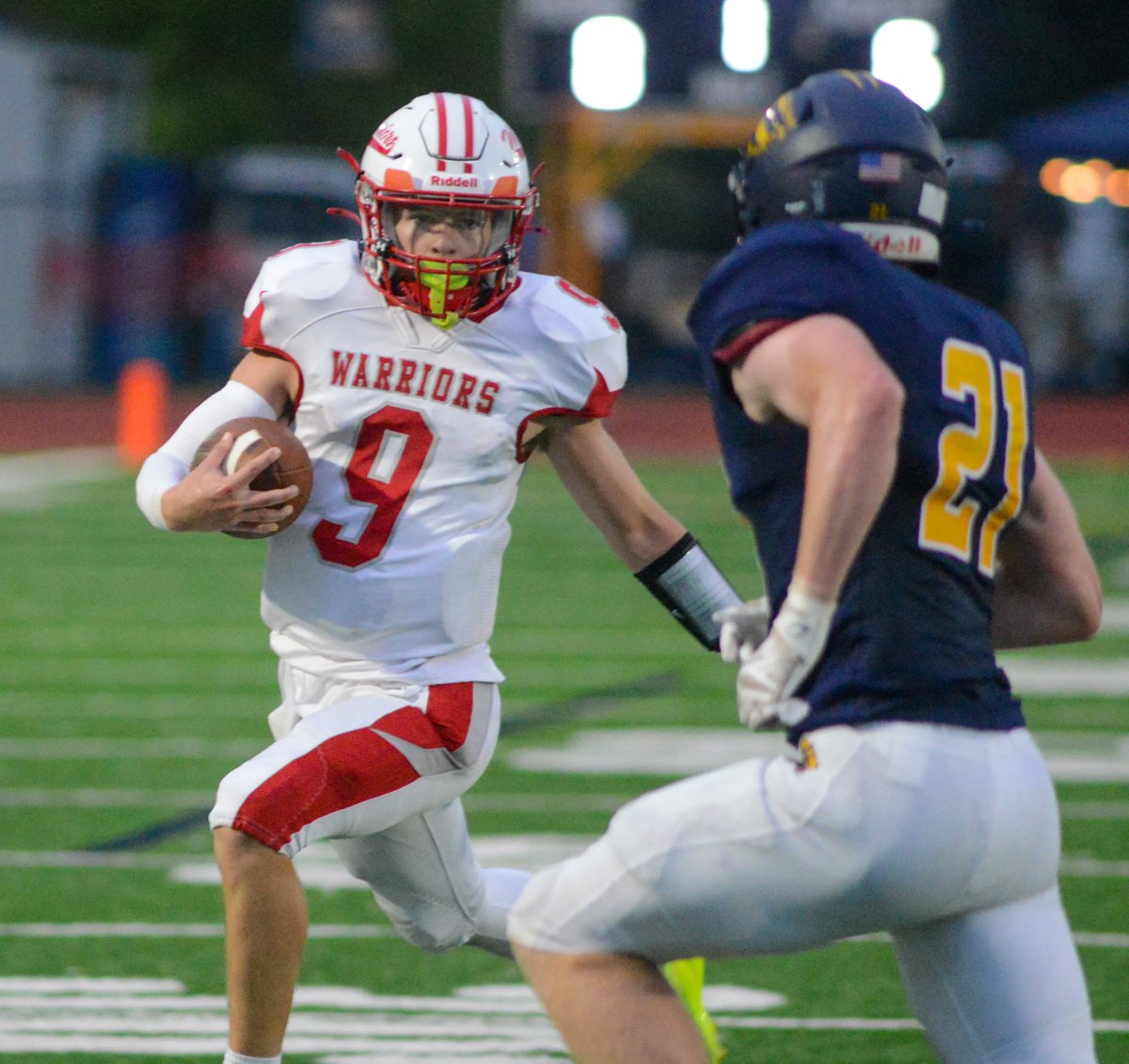 TomMoorePhilly's tweet image. Voting for our top FB teammate ends tonight: bit.ly/49epvIa @NorthPennKnight @PHS_RAMSFB @AbingtonFootba1 @HHFball @pennsburyfb @westcbfootball @NeshSkinsNation @AW_VikingsFB @CBEastFootball @SoudyFB @CRSFootball @BTSDAthletics @UMGoldenBears @MorrisvilleFB @PSDAthletics