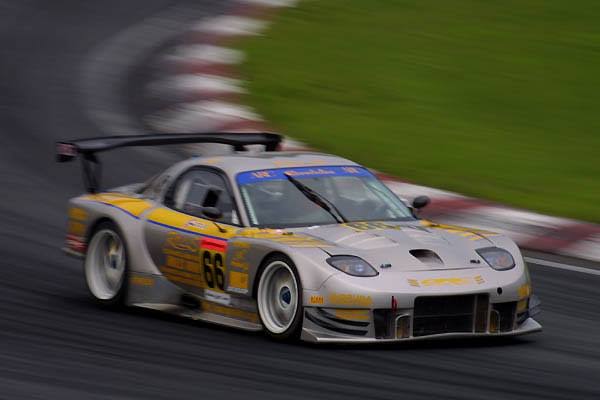 SXU09552's tweet image. No66「ORC with REVOLUTION RX7」(2002)
清水哲也
阿部伸次
塩野入睦
#JGTC
#スーパーGT