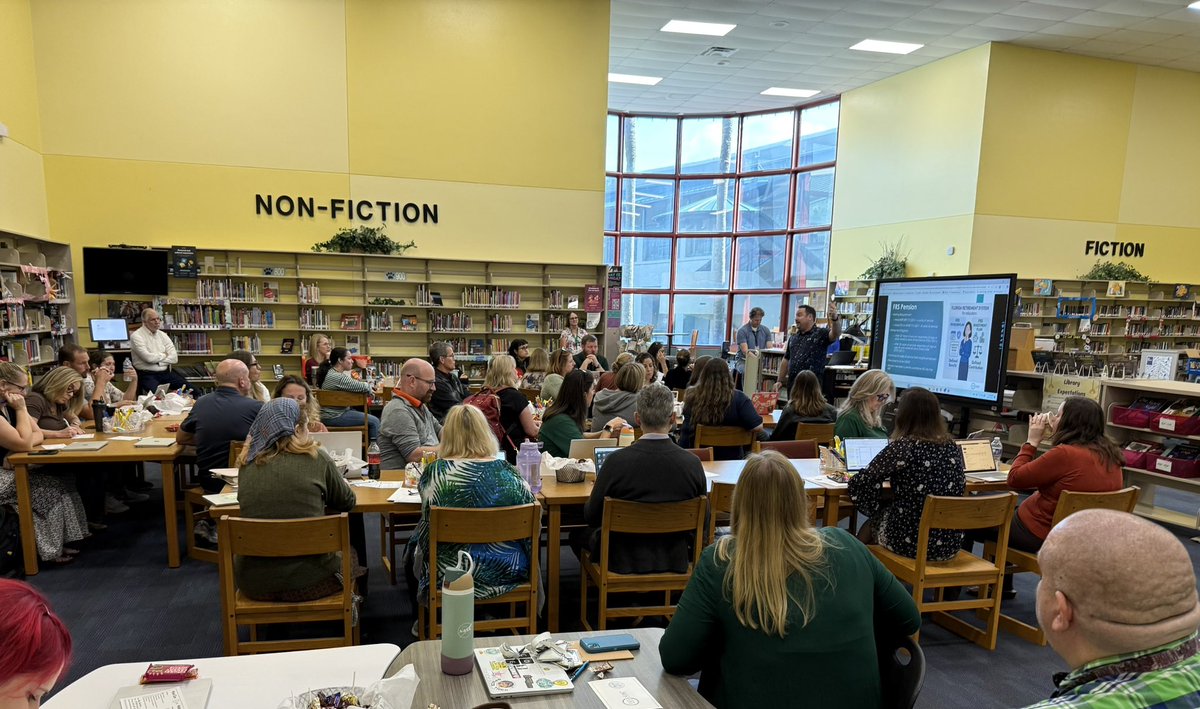 WalkerMiddleIB's tweet image. Thank you FEI Partners for sharing retirement &amp;amp; investment information! 🐺💚#Knowledgeable @HillsboroughSch @iborganization