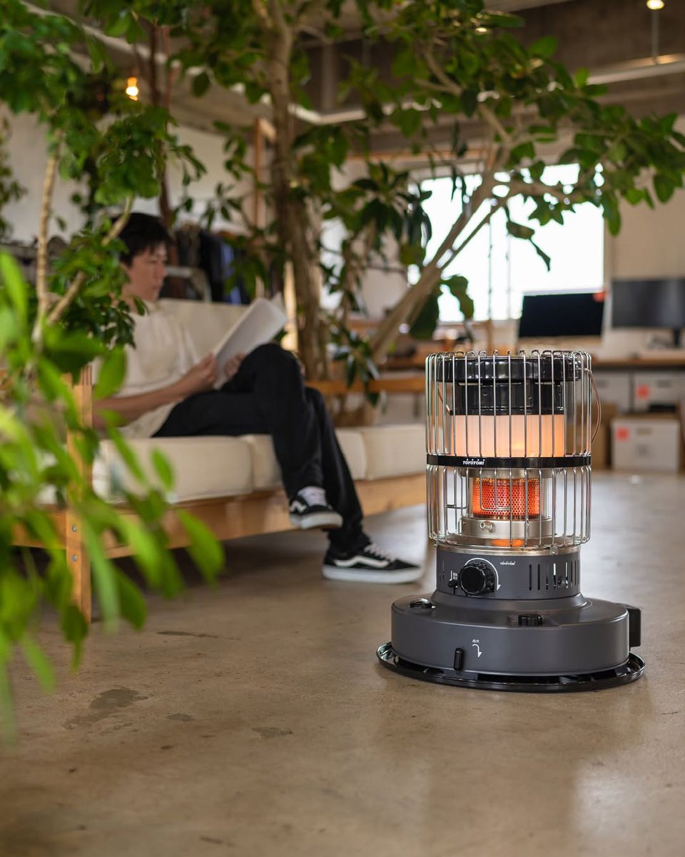 温もりにこだわる、2段階燃焼の秘密💡 ダブルクリーンKR-47Aは、赤熱式