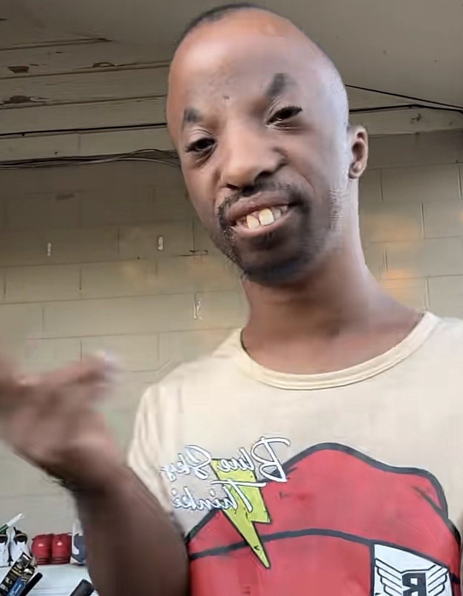 sazeiroofc's tweet image. eu fora do Twitter