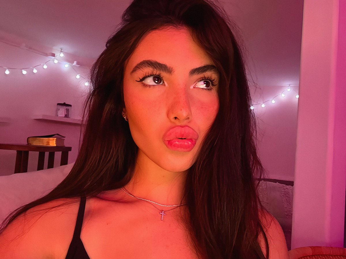 SkinnyBig42's tweet image. 💗 NNN Thread Day 17 💗

DADDY DESTROYED yesterday😈🤭

Took SO many slutty IRLs and broke NNNs

Thinking about posting CUM TRIBUTES at the end of NNN to show how FULL and PENT UP I am🤤

Comment if you want that! If so who would you want first?💦
#wankbattle #wankchat #IRLs #NNN