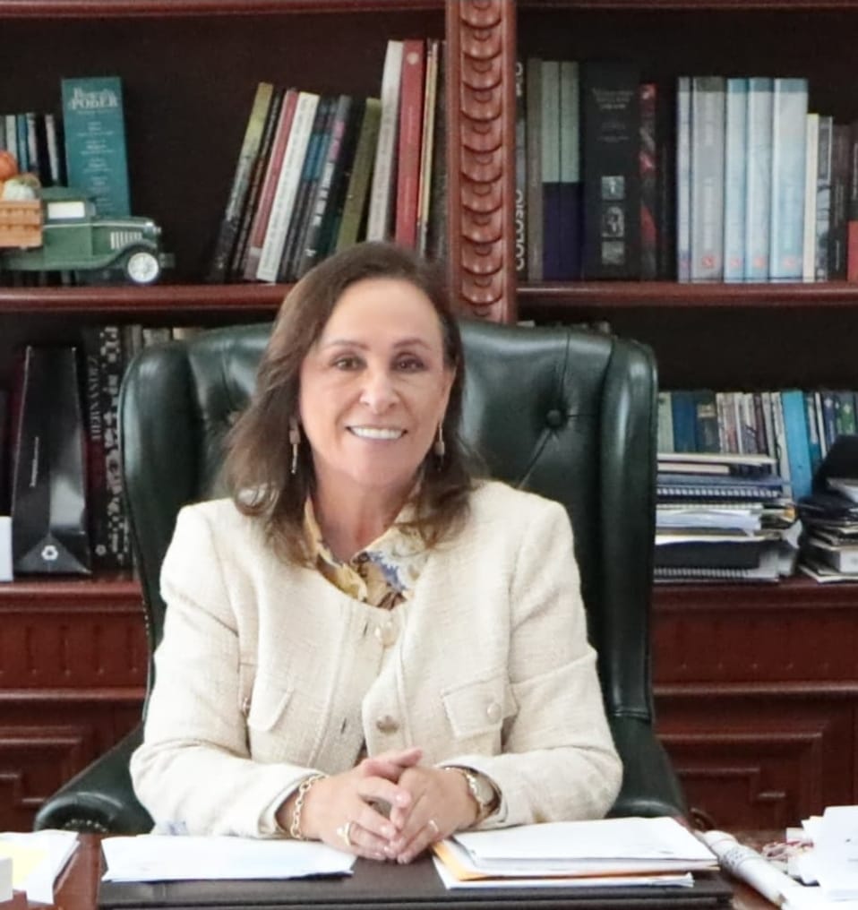 ¡La gobernadora <a href="/rocionahle/">Rocío Nahle</a> lo logró! En solo un año liquidó al
 100 % el adeudo histórico con el SAT: ¡30 mil millones de pesos que arrastrában desde 2009 ahora están en CERO!, pero eso no es todo, redujo  la deuda total del estado un 42 % de 119 mil mdp a 62 mil mdp sin frenar