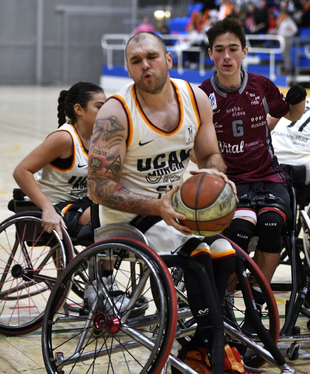 Jull Roc tweet media