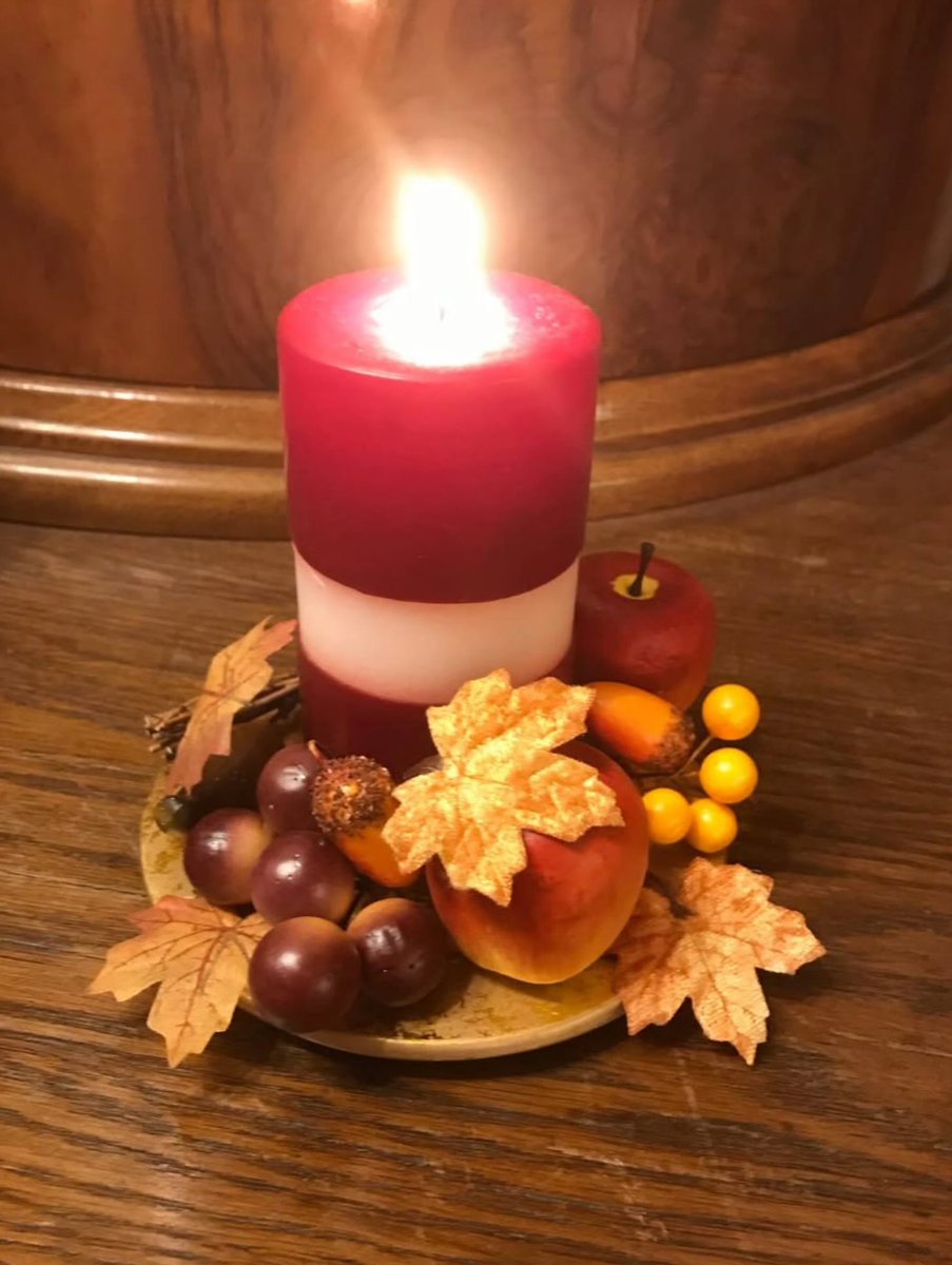 Sveicu visus Latvijas Republikas proklamēšanas svētkos! Kā 1935. gadā teica Valsts prezidents Kviesis, lai Latvijai ir tik ilgs mūžs, cik vien saule pie debesīm spīdēs! ☀️🇱🇻