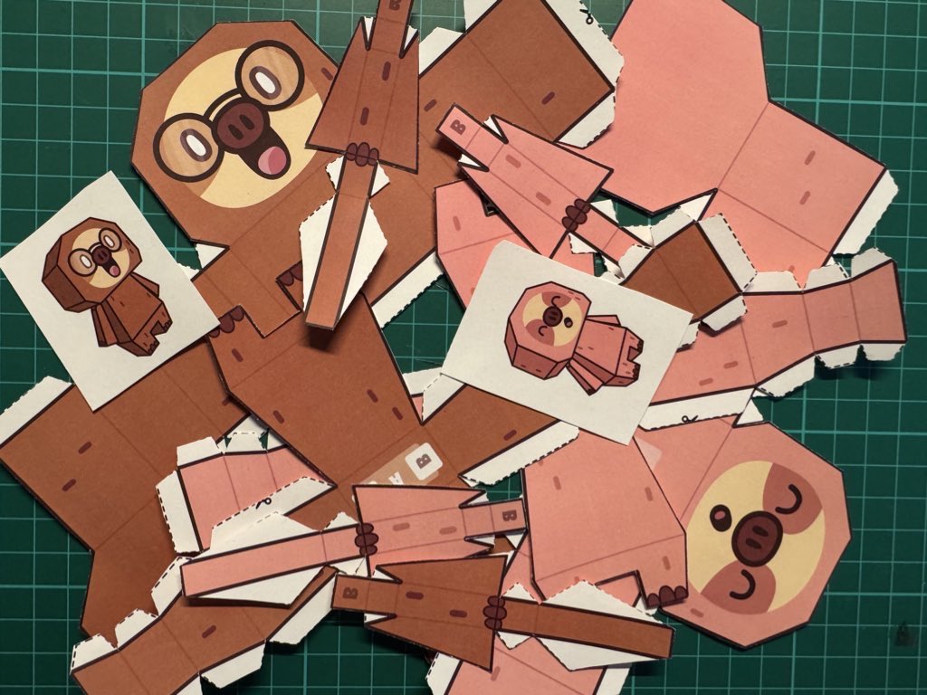 Pequelord's tweet image. Gn fam!
Remember to take care of yourself, take the time to have some IRL fun. Go and check our activities at sloooths.com/activities 
See you tomorrow! Much love! 🦥💚