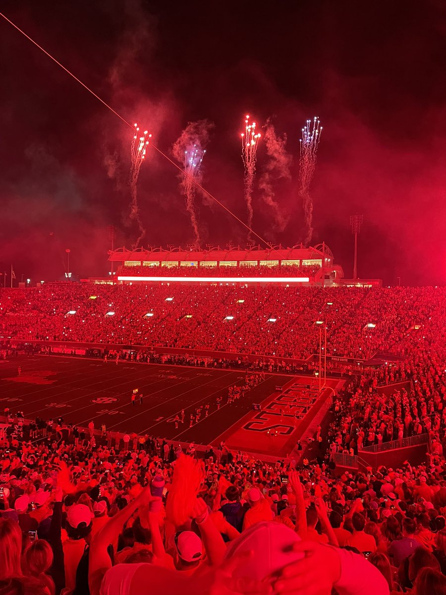 Visited Ole Miss this weekend… The Grove is the real deal!  Great vibes all around.  🏈☀️🇺🇸🫡👏