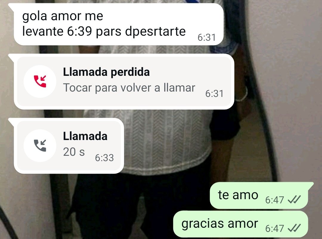 _lakaiser's tweet photo. el único día laboral de todo el año en el que mi novio puede despertarse un poco mas tarde de lo normal se puso una alarma 6:30 para llamarme porque a mi me daba cosa quedarme dormida para mi clase https://t.co/QSBg1b94Ai