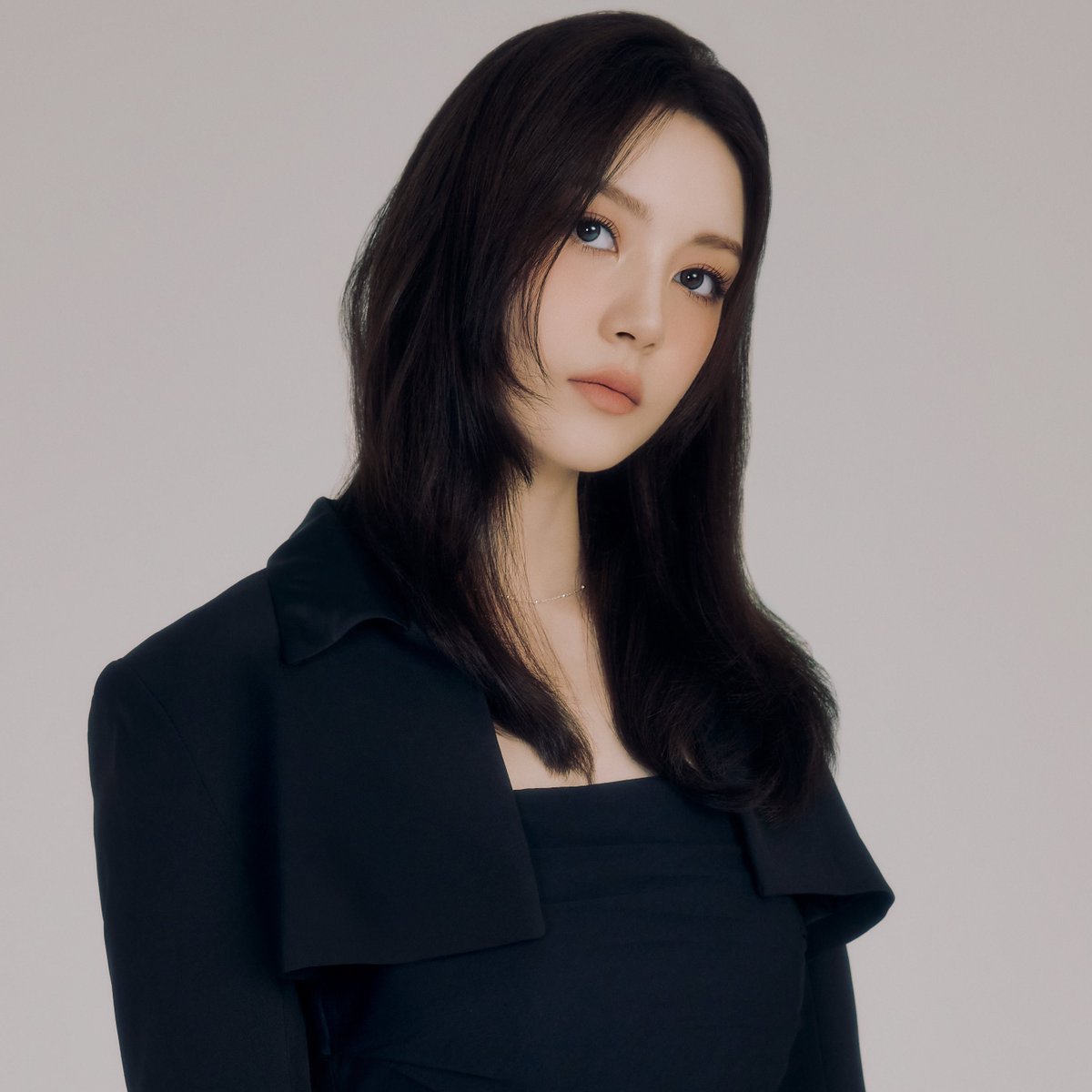 mianewbys's tweet image. The 1st SM Entertainment British Idols! 💂🏻

• MIA Newby 🇯🇵🇬🇧 2002 (GPP)
• CHARLIE Mullis 🇹🇭🇬🇧 2007 (SMTR25)

#GPP #GPP_Fly #SMJAPAN
#MIA #ミア #ニュービー未亜
#SMENTERTAINMENTJAPAN