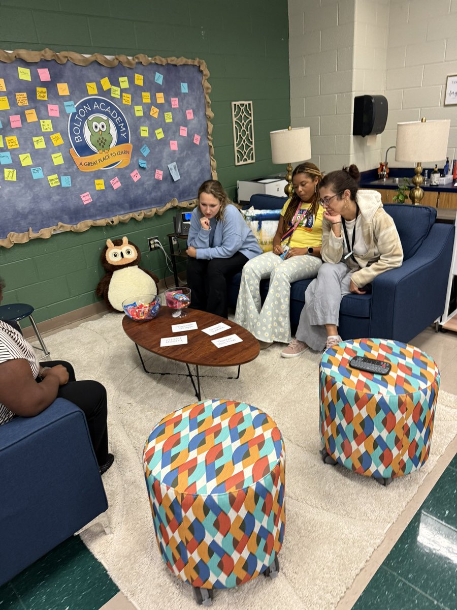 _HStephenson_'s tweet image. Today’s Extended Learning Day was a win. Teachers used Write Score data to plan learning. We defronted the learning environment with an engaging opener and built vocabulary knowledge with a vertical learning activity that sparked conversation. #BuildingThinkingClassrooms