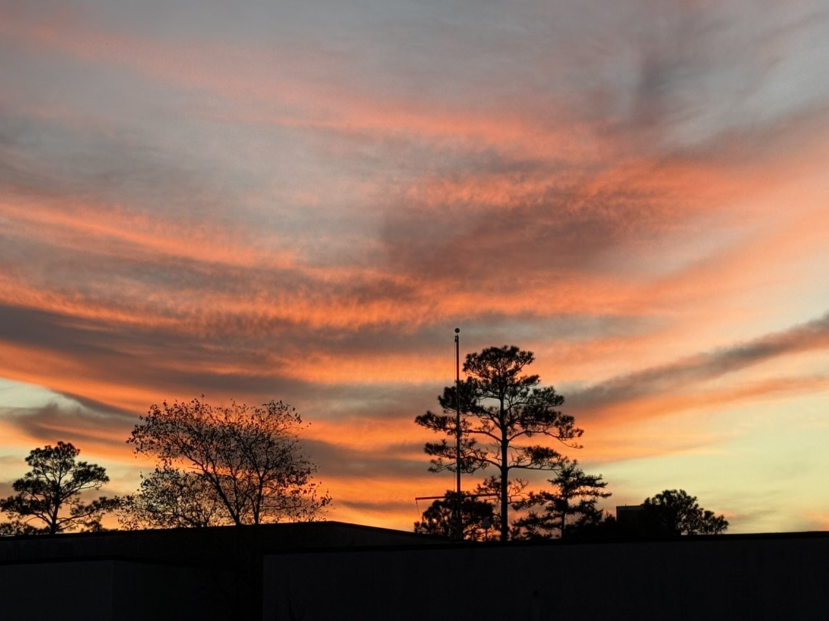 RadioEnv's tweet image. The evening sky like a quiet fire. 

Nature’s brush paints peace on dusk’s wide canvas, glowing softly as hearts inspire.
#canvas #sunset #cloud