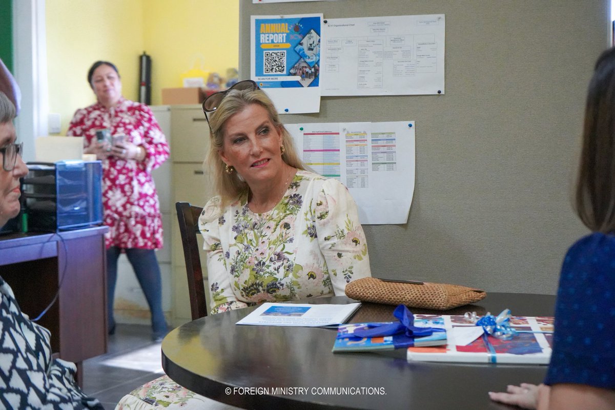MFABelize's tweet photo. 🇧🇿 | Her Royal Highness The Duchess of Edinburgh today visited the Belize Council for the Visually Impaired (BCVI), where she was greeted by Mrs. Joan Musa, Executive President, and Mrs. Carla Ayres Musa, Executive Director.

Her Royal Highness had the opportunity to learn about BCVI’s national impact and was given a tour of the facility, including its diagnostic, eye care, and rehabilitation centres. She also met students and rehabilitation officers demonstrating Braille instruction and adaptive technology.

@belizeinuk