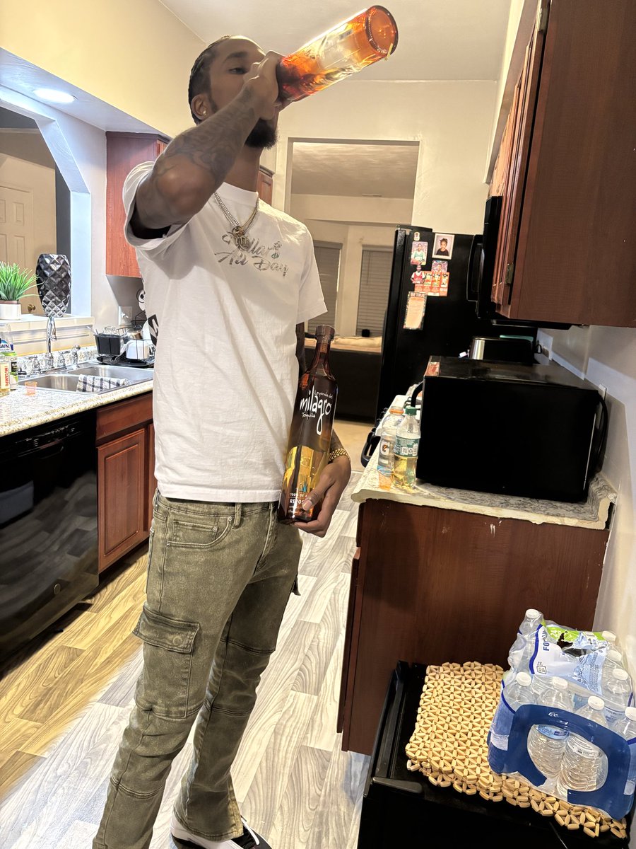 JRofINFINIT's tweet photo. I Can Go Anywhere But Broke,
You Can Call Me Anything But Lil…

Everyday A Plus Fasho 🔐🙏🏾 https://t.co/3YMrl5eWPo