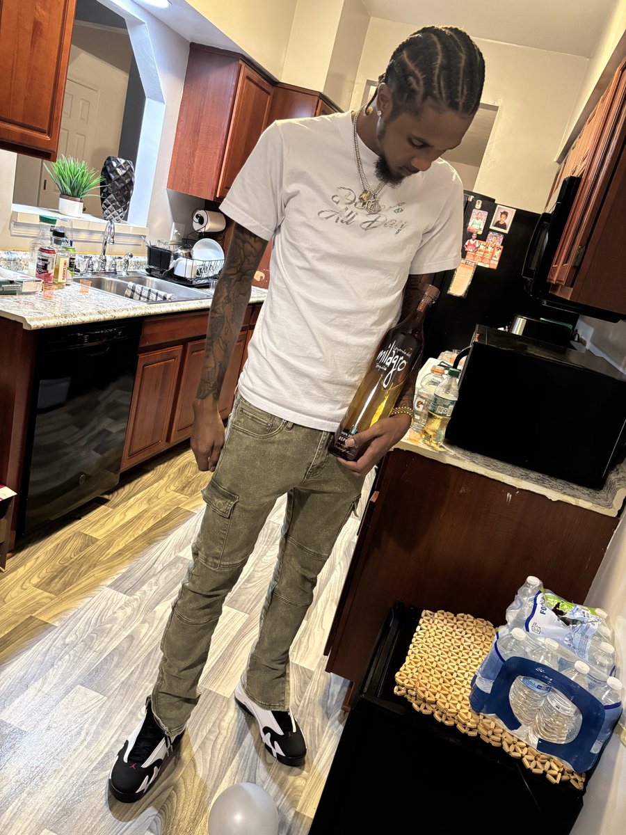 I Can Go Anywhere But Broke,
You Can Call Me Anything But Lil…

Everyday A Plus Fasho 🔐🙏🏾