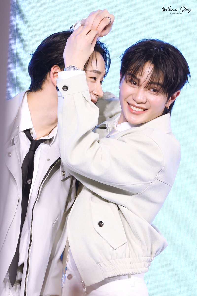 Iya emang gemess bgt kak, keliatan kok dari ekspresi kamu pas ngeliatin dia🥺🤏

WILLIAMEST DESTINY
#DestinyClinicxWilliamEst #WilliamEst