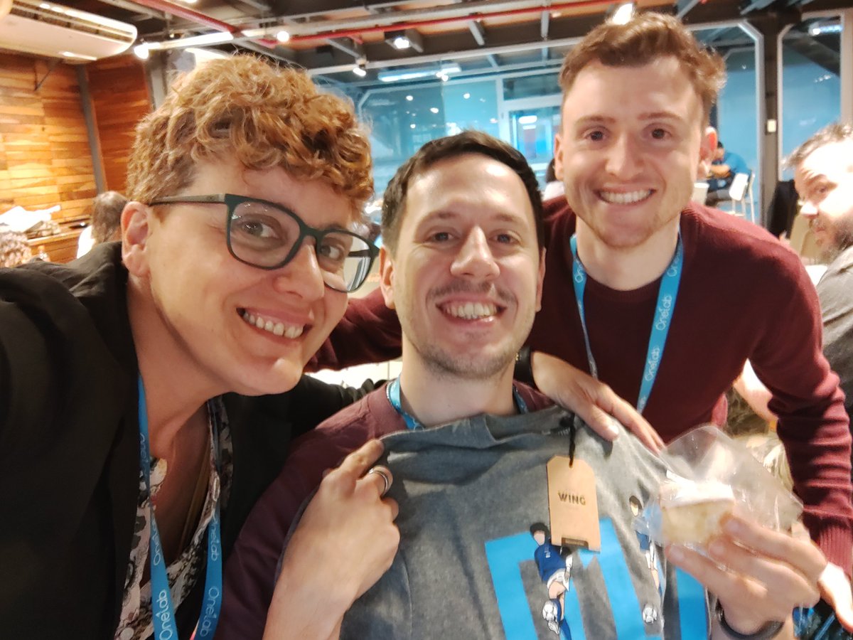 Hoy festejamos el cumple de <a href="/alenicolacandia/">Alejandro Nicola</a> en la primera jornada de la reunión de <a href="/SAICoficial/">SAIC oficial</a>!