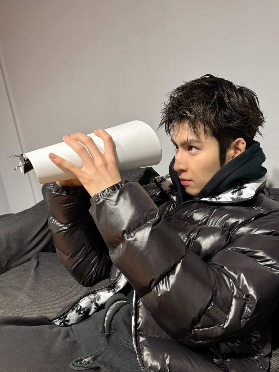 vertical_garage's tweet image. 【*p(R)ojectR®】

■ITEM LINE-UP
Reversible Puffer Jacket
PRICE：¥44,990 tax-in
COLOR：White / Black
SIZE：S / M / L / XL

【ONLINE】
x.gd/5C4W6

#THERAMPAGE 
@therampagefext
#projectr 
@projectr___