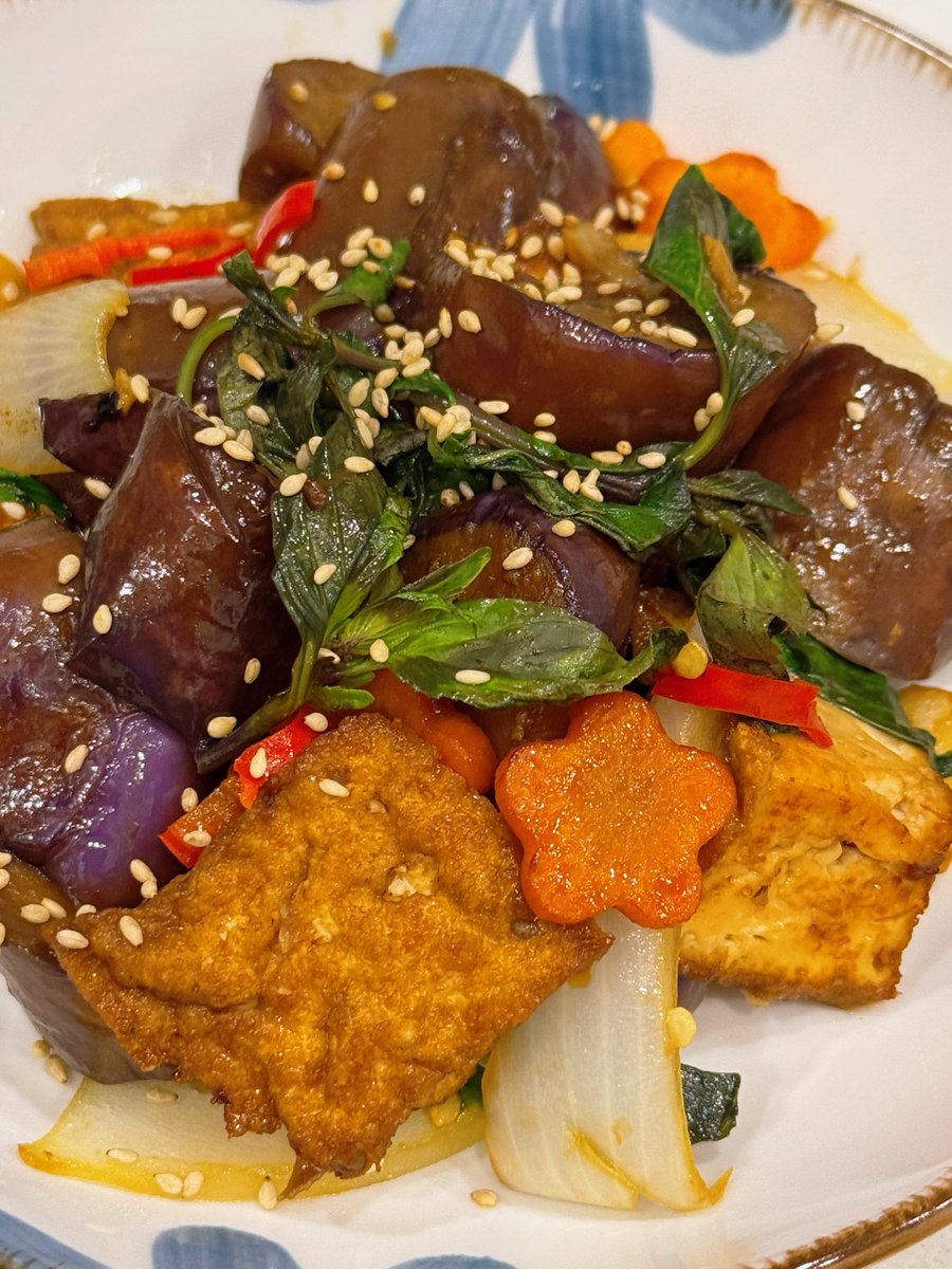 Sharon Ⓥ🌱 tweet media