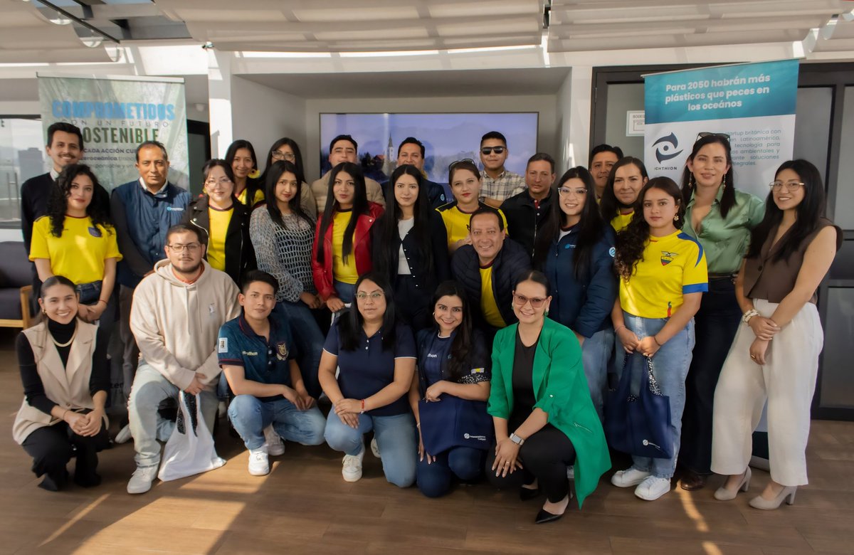 ichthion's tweet image. Compartimos una capacitación en gestión de residuos junto a #SegurosInteroceanica, con más de 60 colaboradores para impulsar prácticas sostenibles.

Nos acompañó Juana Iza, vicepresidenta de @RenarecEcuador, cuyo liderazgo visibiliza la labor de miles de recicladores en el país.