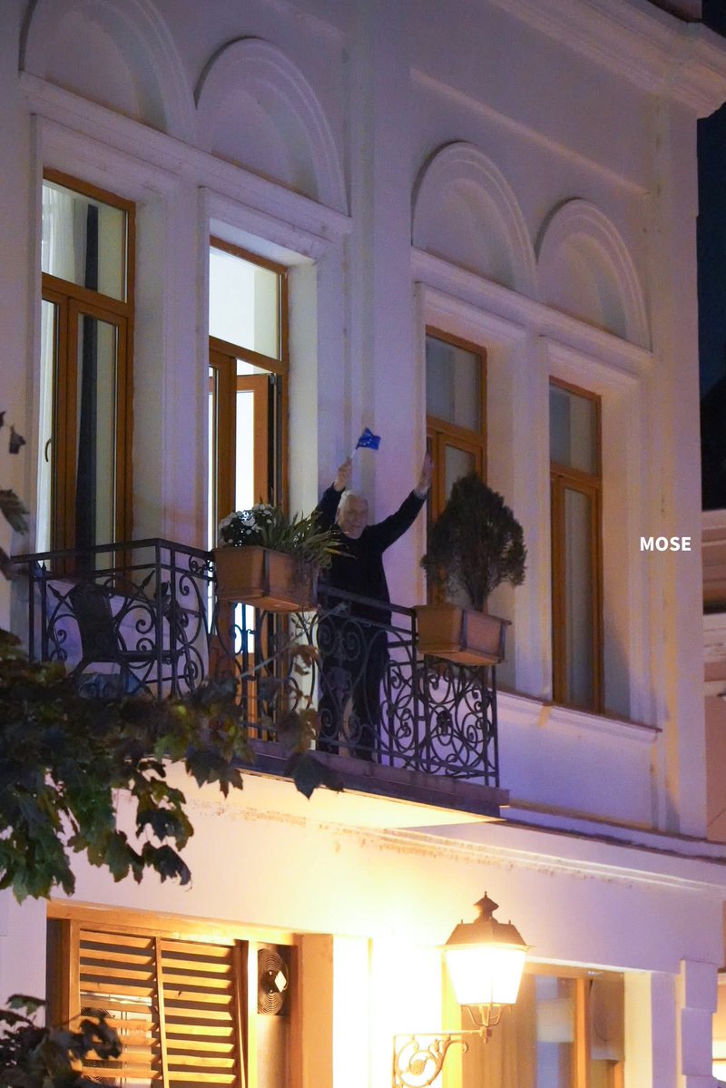 WolandNancy's tweet image. We will not surrender 🇬🇪

#GeorgiaProtests